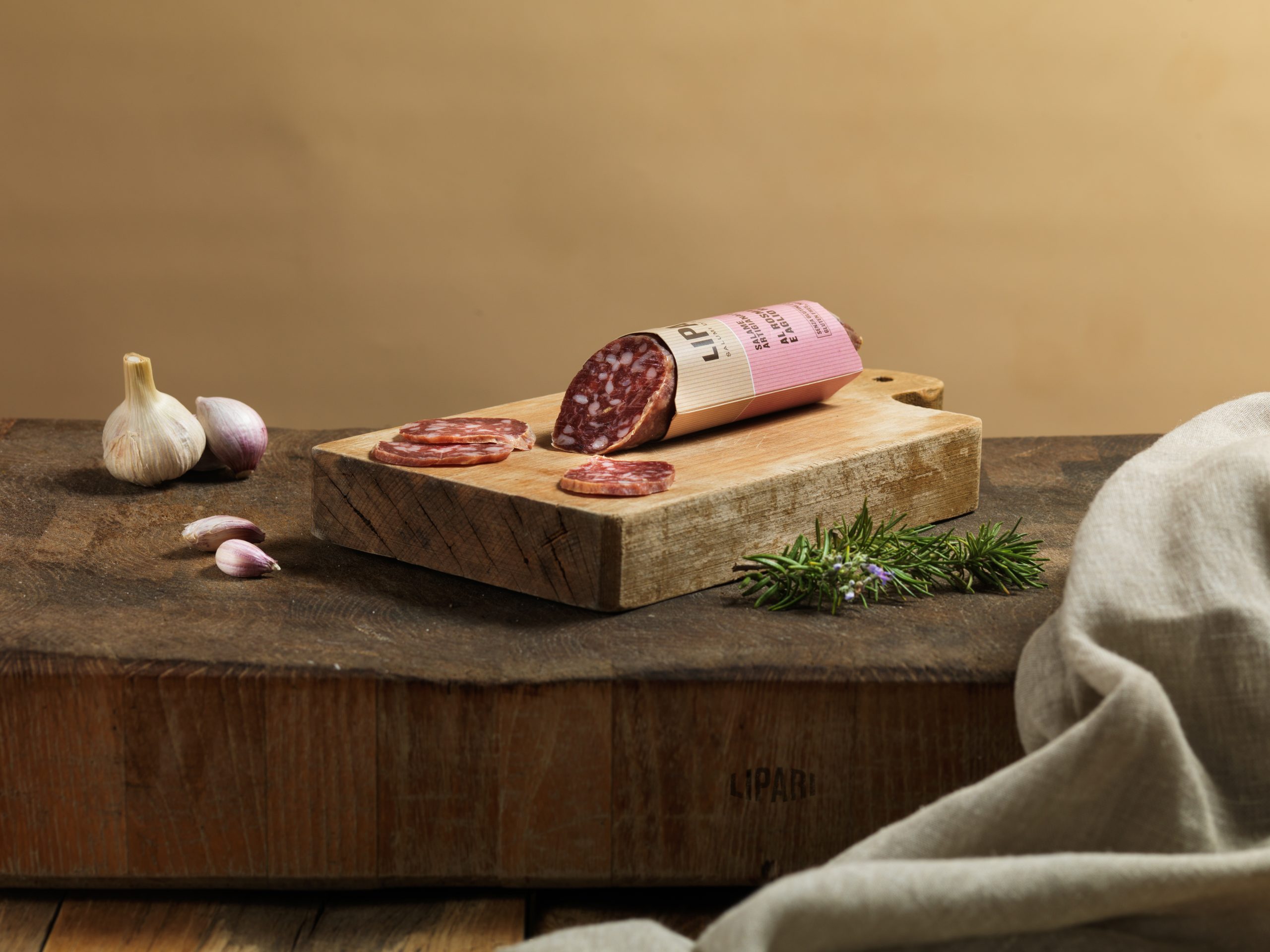 Salame all'aglio e rosmarino