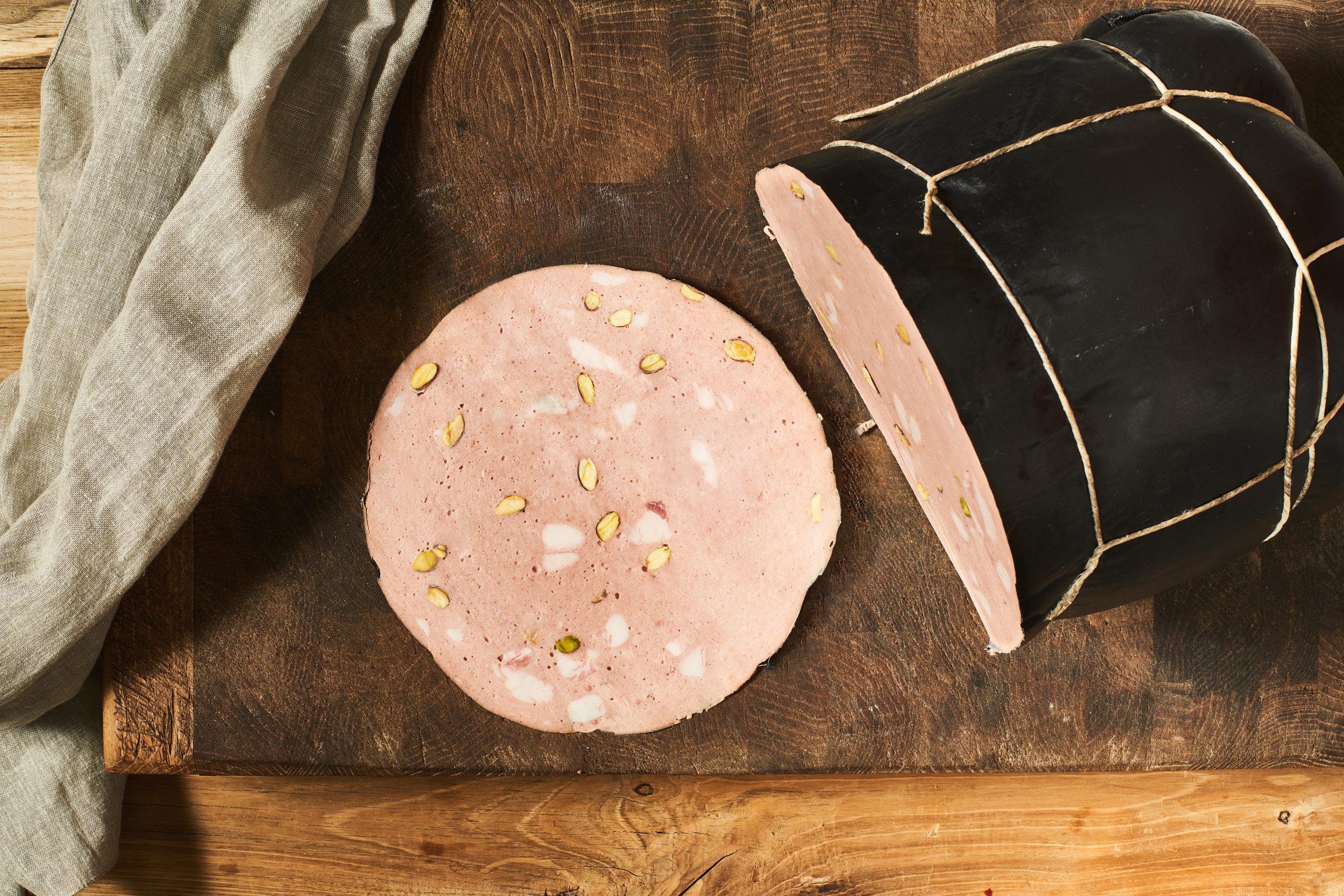 Salame all'aglio e rosmarino